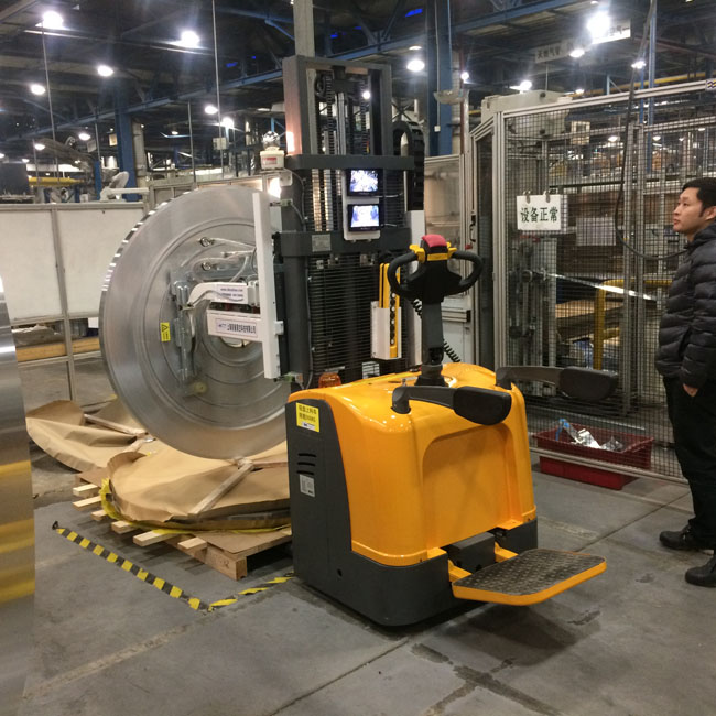 卷料搬運車|真空吸盤鋁卷搬運車 卷料搬運車|真空吸盤鋁卷搬運車